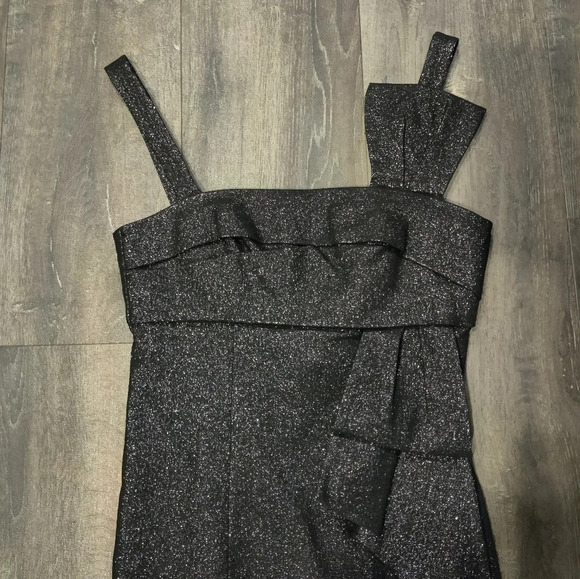 *NWT* Trina Turk Extravaganza Shimmer Luxe Sleeveless Dress with Bow Detail - Picture 3 of 6